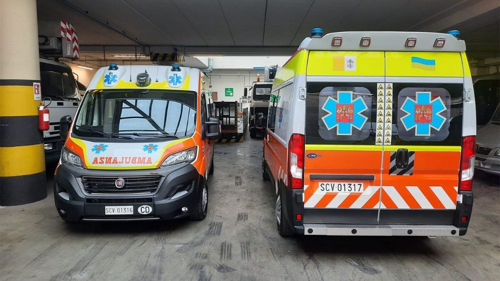 464. le due ambulanze per Ucraina
