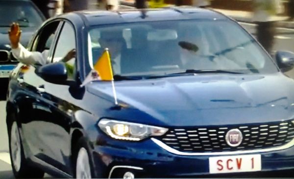 355. Egitto, aprile 2017, Nuova Fiat Tipo  (Corriere TV)