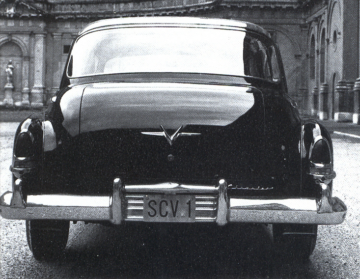 927. Chrysler Imperial (1954)