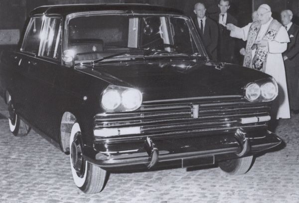 402. Fiat 2100 Papa Giovanni XXIII
